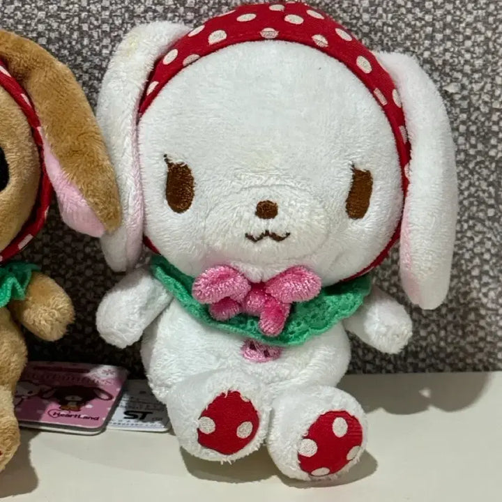 [BUNJANG] Sanrio Sugarbunnies Strawberry Kurousa Shirousa Mascot Set / 산리오 슈가바니즈 딸기 쿠로우사 시로우사 마스코트 세트