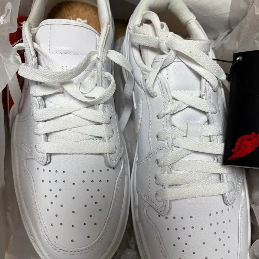 [BUNJANG] Nike Air Jordan 1 Elevate Low Sneakers / 가격내림 에어 조던 1 엘리베이트 로우