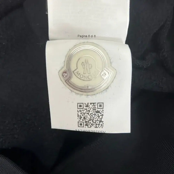 [SOLD OUT] [사이즈L] 몽클레어 엠보로고 맨투맨