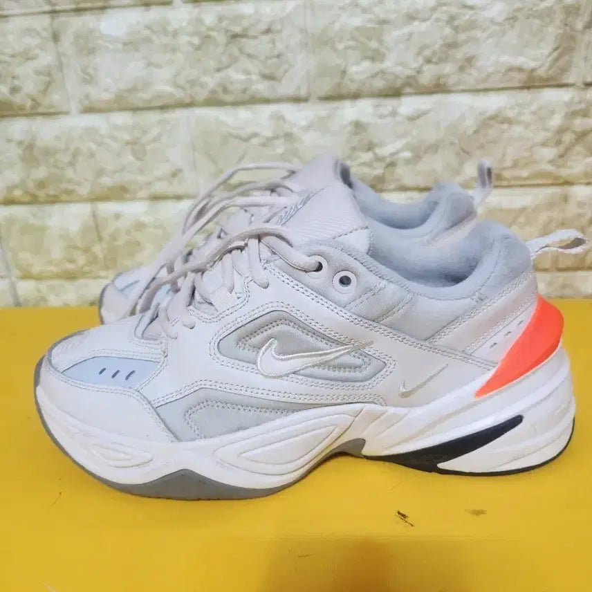 [BUNJANG] Nike M2K Tekno White Sneakers / 나이키 M2K 텍노 화이트ㅡ240