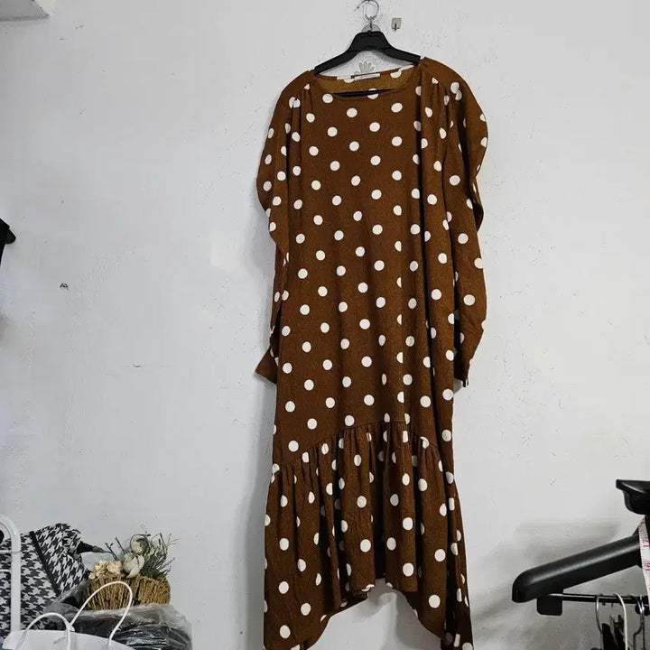 [SOLD OUT] 땡땡이브라운 도트 롱 원피스
