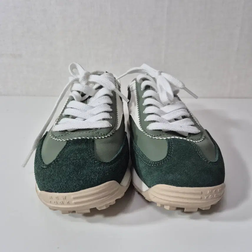 [BUNJANG] JILLSTUART SPORT NEWYORK Swift Sneakers / 질 스튜어트 스포츠 뉴옥 스위프트 스니커즈
