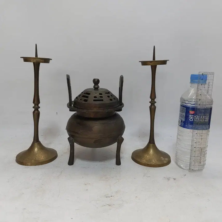 [BUNJANG] Vintage Bronze Incense Burner and Candlestick Set / 빈티지 동향로와 촛대 세트  - 민속품. 만물당