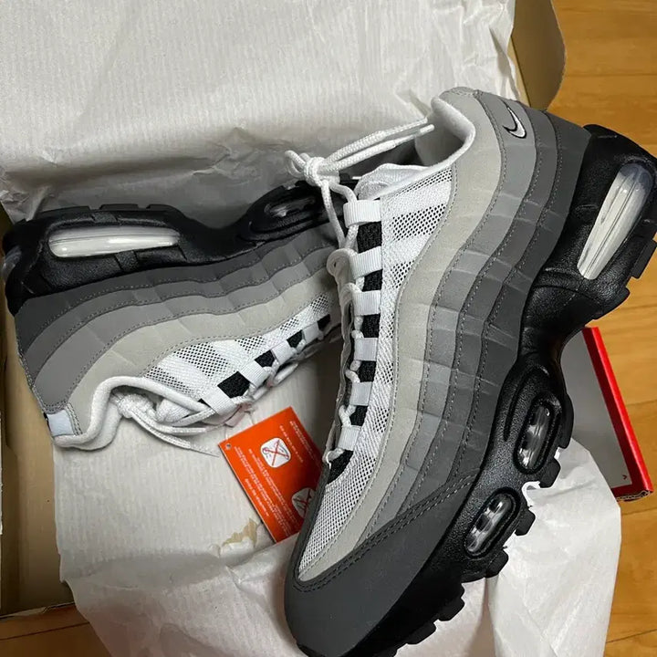 [BUNJANG] Nike Air Max 95 OG Black White / 나이키 에어맥스 95og 블랙 화이트