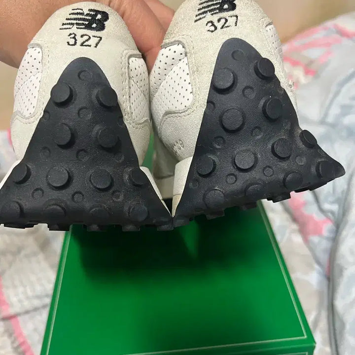 [BUNJANG] New Balance 327 Casablanca White Sneakers / 뉴발란스 327 카사블랑카 화이트 KREAM택포함 270사이즈
