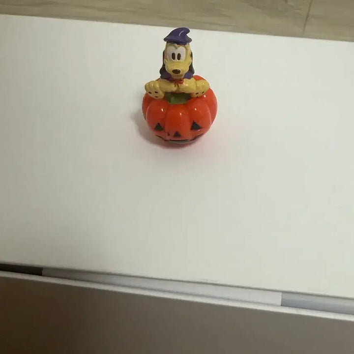[BUNJANG] Disney Donald Duck Halloween Pumpkin Figure / 디즈니 할로윈 도날드덕 호박 오뚝이