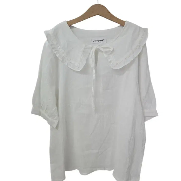 [BUNJANG] White Lace Oversized Collar Blouse - Short Sleeve / 레이스 빅카라 블라우스 화이트 반팔
