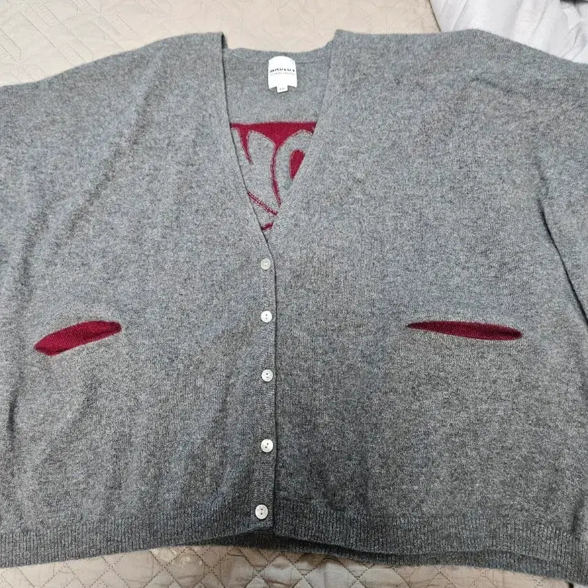 [BUNJANG] Madluv Cashmere Cardigan / madluv캐시미어가디건
