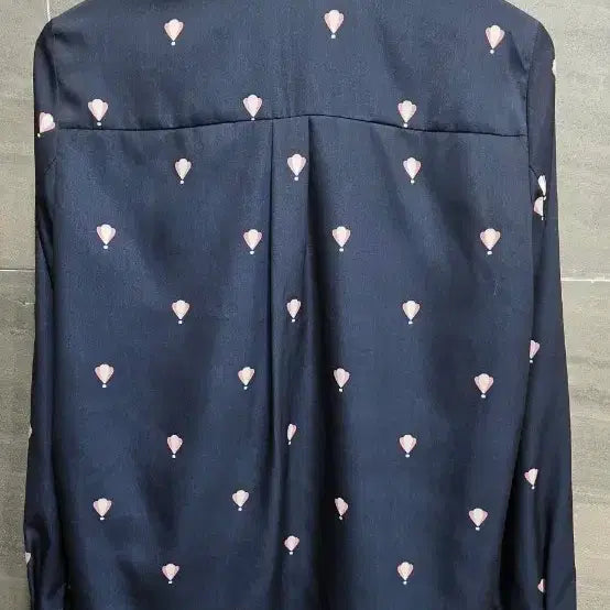 [SOLD OUT] ON&amp;ON 온앤온 , 예쁜  문양  블라우스 , 거의 새상품