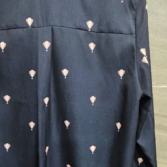 [SOLD OUT] ON&amp;ON 온앤온 , 예쁜  문양  블라우스 , 거의 새상품