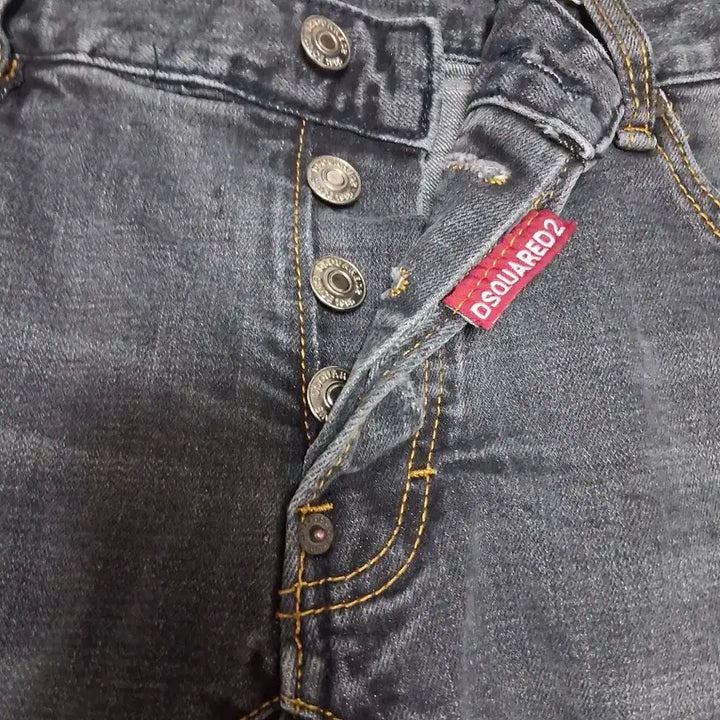 [BUNJANG] DSQUARED2 Black Washed Denim Jeans / DSQUARED2,블랙워싱.데님청바지,A급ㅡ32사이즈,택포