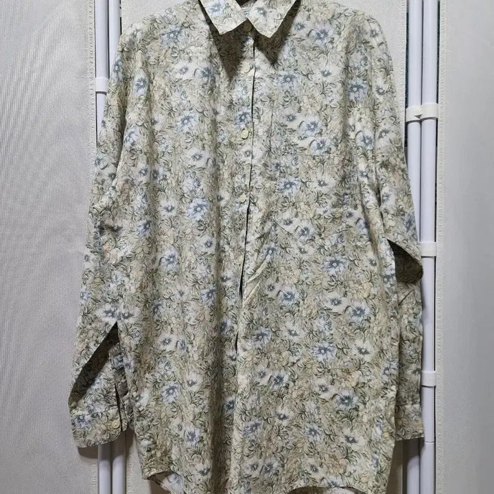 [BUNJANG] Laura Ashley Shirt / 로라에슐리 셔츠.55~66.