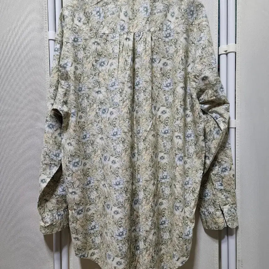 [BUNJANG] Laura Ashley Shirt / 로라에슐리 셔츠.55~66.
