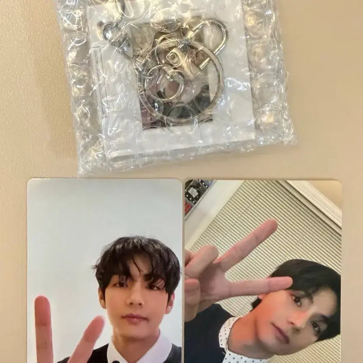 [BUNJANG] BTS V Arirang Lucky Draw Photocard, Weverse Japan POB Bundle Set / 태형 아리랑 럭드 위버스일본 태형 포카 얼리버드 마운트키링 특전 bts