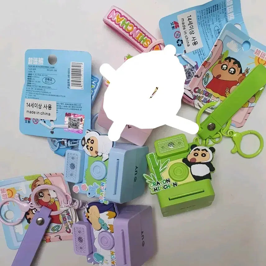 [BUNJANG] Crayon Shin-chan Polaroid Camera Keychain / 짱구 폴라로이드 카메라 키링 새상품 개당가격