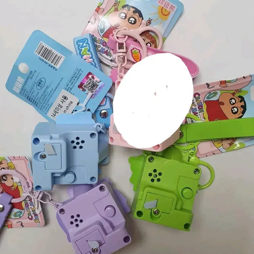 [BUNJANG] Crayon Shin-chan Polaroid Camera Keychain / 짱구 폴라로이드 카메라 키링 새상품 개당가격