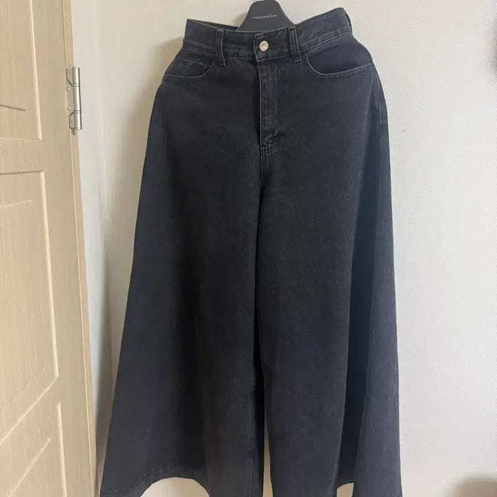 [BUNJANG] Vicinni Pepper Denim Black Jeans / 바이씨니 후추데님 흑청 S사이즈
