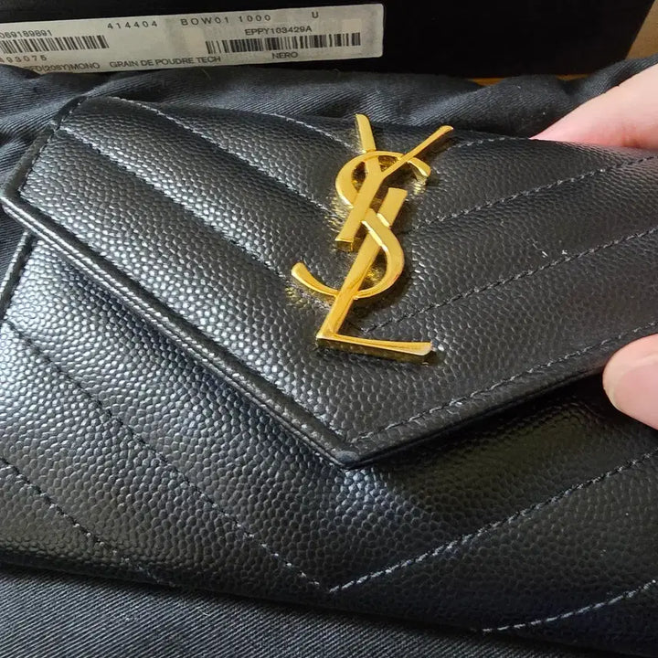 [BUNJANG] Yves Saint Laurent Matelassé Gold Emblem Black Medium Wallet / 입생로랑 마틀라세 금장 블랙 중지갑