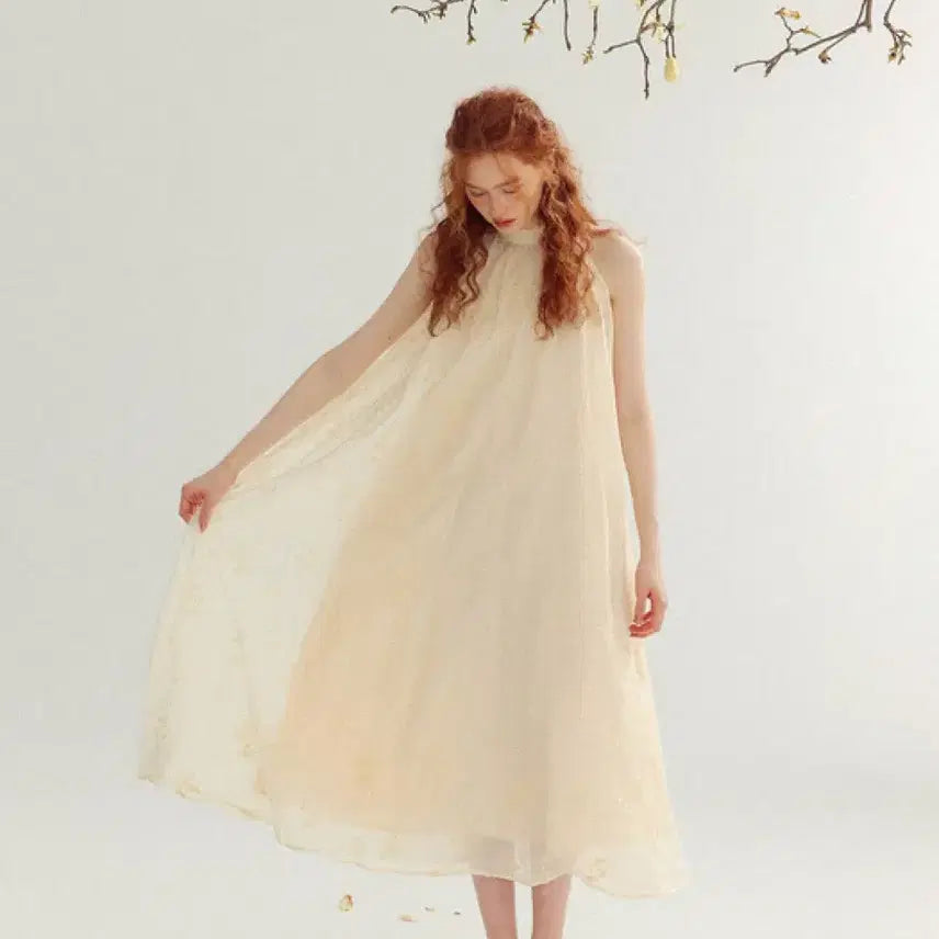 [BUNJANG] Cindence Cream Halterneck Long Dress / 신스덴 크림 홀터넥 롱원피스