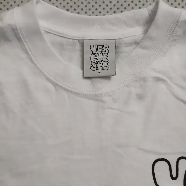 [SOLD OUT] YES EYES SEE 화이트 긴팔 티셔츠
