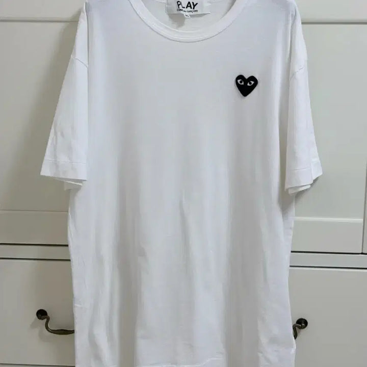 [SOLD OUT] 꼼데가르송 플레이 하트 로고 반팔티 XL 정품