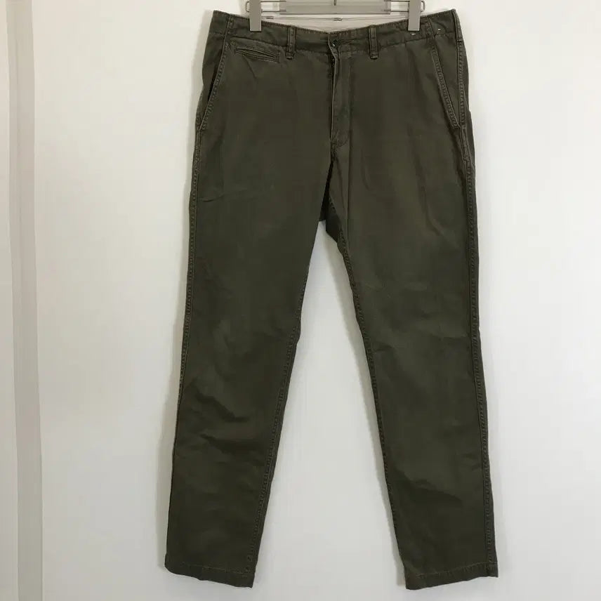 [BUNJANG] Uniqlo Officer Chino Pants Olive / 유니클로 오피서 치노팬츠 올리브 [34]