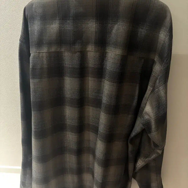 [SOLD OUT] 4) 오라리 24aw 체크셔츠 팝니다