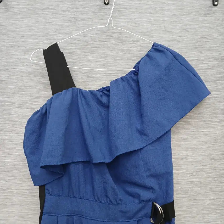 [BUNJANG] It MICHAA Asymmetrical Shoulder Jumpsuit / 4455 잇미샤 언발 숄더 점프슈트 S