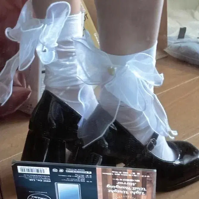 [BUNJANG] Ribbon Embellished Socks &amp; Mary Jane Shoes Set / 리본 장식 양말 + 메리제인 구두 세트