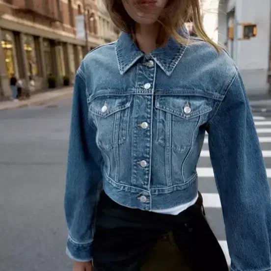 [BUNJANG] ZARA 자라 탈부착 퍼 카라 청자켓 데님 자켓/점퍼 (새상품) / ZARA 자라 탈부착 퍼 카라 청자켓 데님 자켓/점퍼 (새상품)