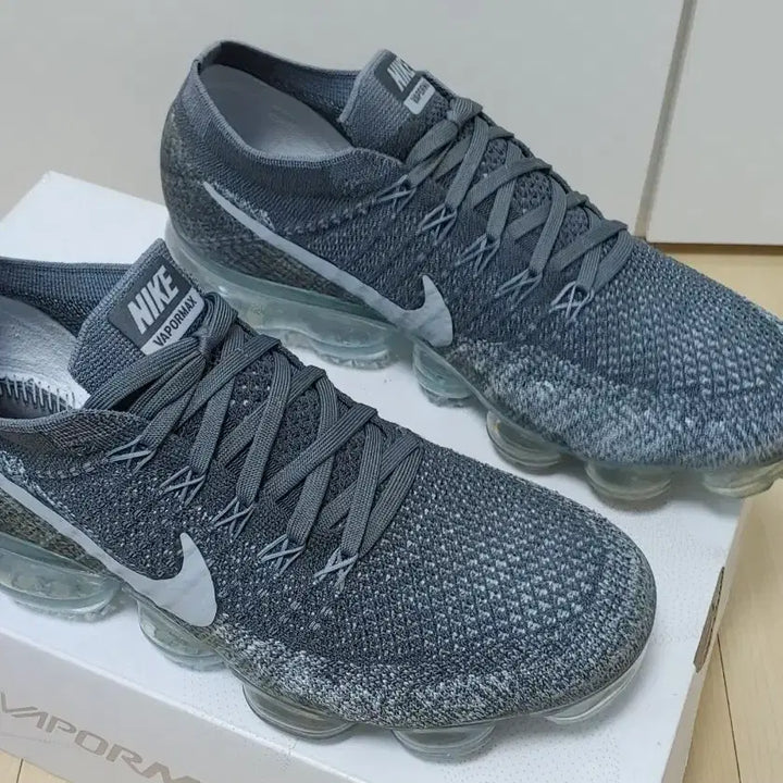 [BUNJANG] Nike Air VaporMax Flyknit 1 Asphalt / 나이키 에어 베이퍼맥스 플라이니트 1 아스팔트 255