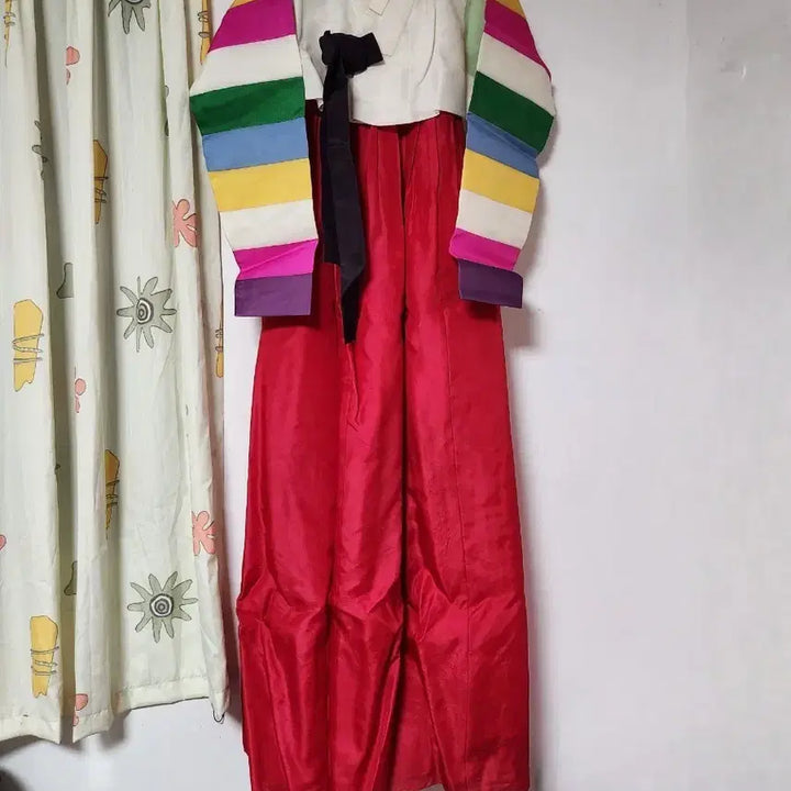 [BUNJANG] Geumdanje Traditional Korean Hanbok Set / 금단제 한복 풀세트 색동 저고리 붉은 치마90~95