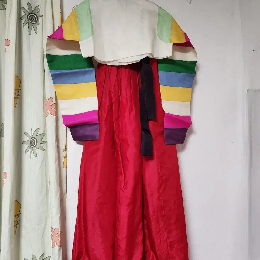 [BUNJANG] Geumdanje Traditional Korean Hanbok Set / 금단제 한복 풀세트 색동 저고리 붉은 치마90~95
