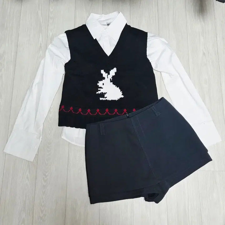 [BUNJANG] 3-Piece Set: Shirt, Knit Vest, Skirt / ㅁ새상품ㅁ 셔츠 니트베스트 스커트 3ps 세트