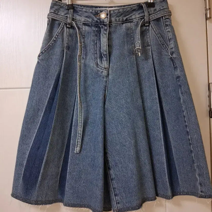 [SOLD OUT] 듀엘 데님 플리츠 큐롯팬츠