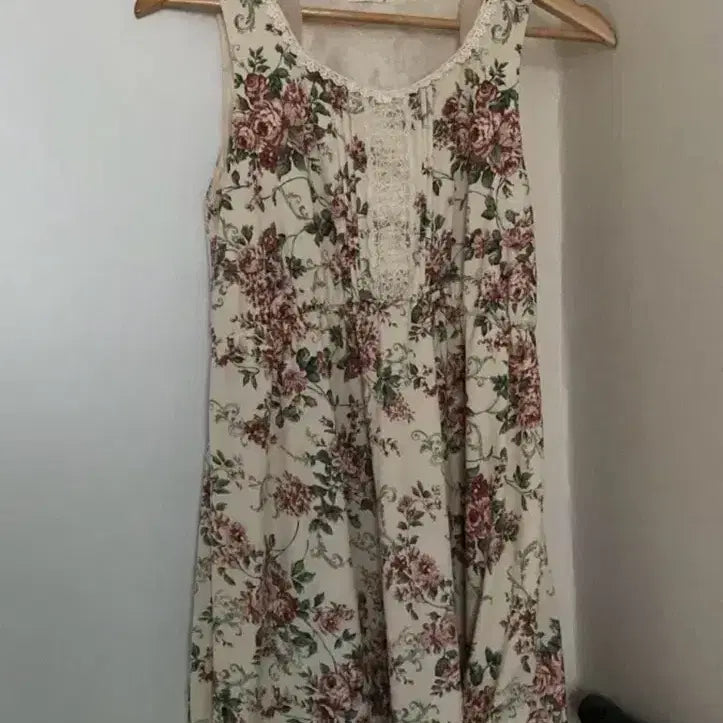 [SOLD OUT] 엑시즈팜 꽃무늬 원피스