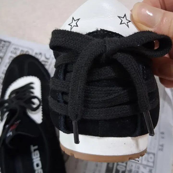 [BUNJANG] Egoist Sneakers Black / 에고이스트 스니커즈 블랙