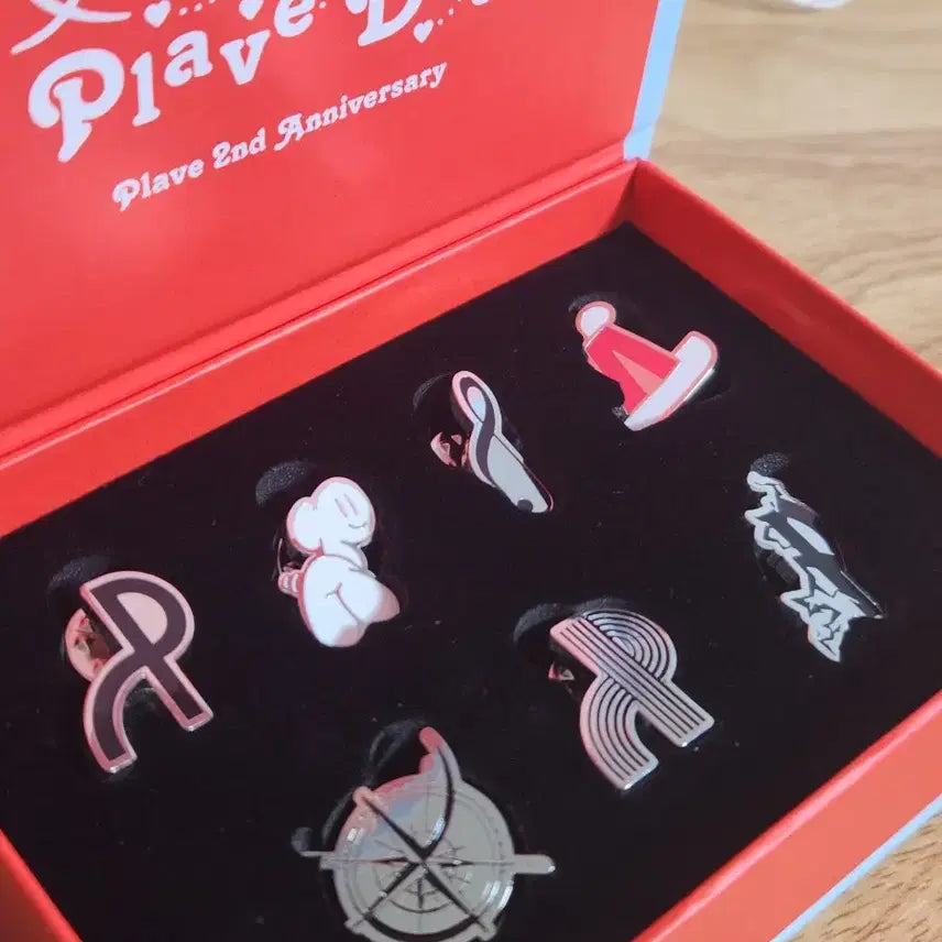 [BUNJANG] PLAVE 2nd Anniversary Badge / 플레이브 2주년 팝업 뱃지