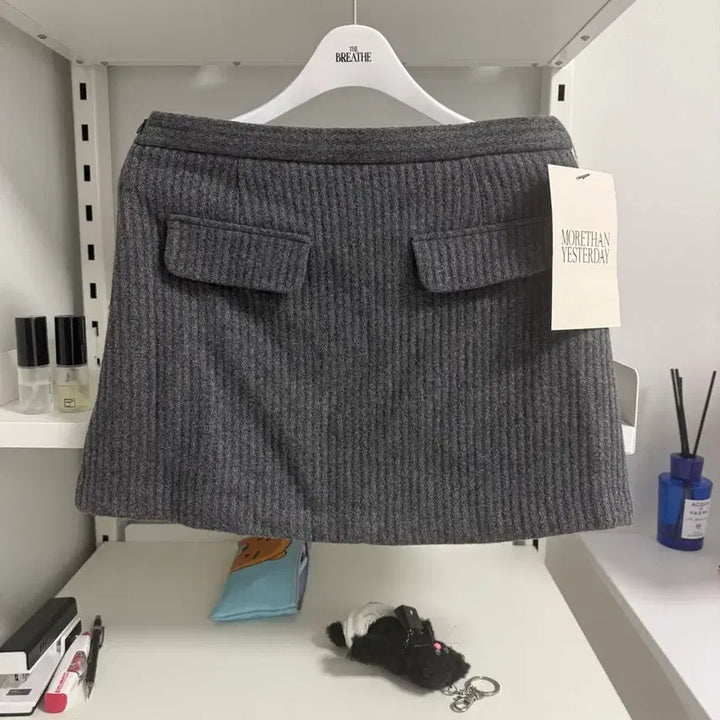 [BUNJANG] More Than Yesterday Pocket Wool Mini Skirt (S Size) / 모어댄예스터데이 포켓 울미니스커트(s사이즈)
