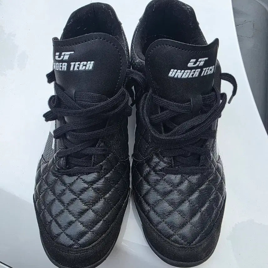 [BUNJANG] Under Armour Futsal Shoes - Size 290 / 언더테크 풋살화 290