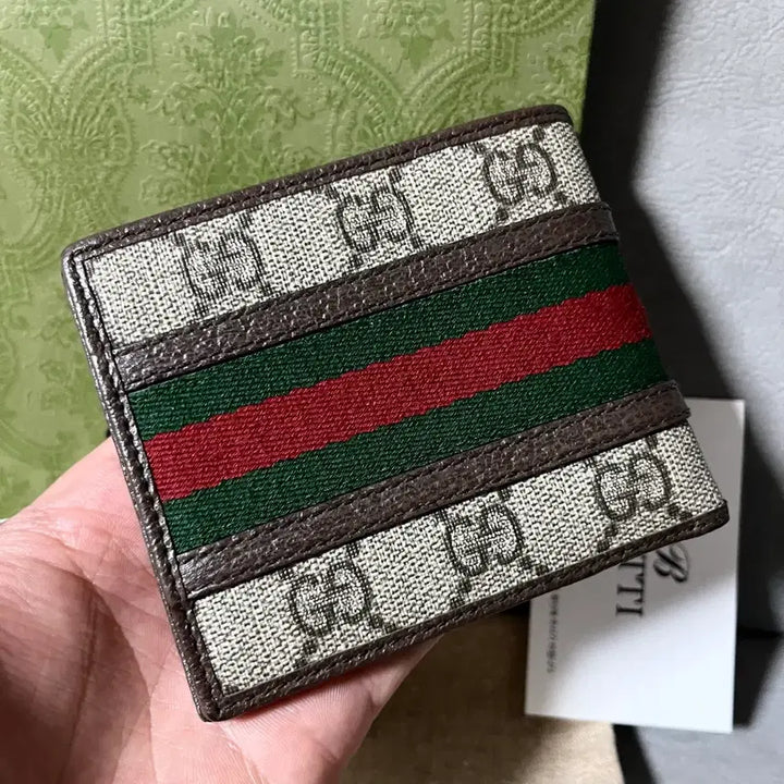 [SOLD OUT] [새상품급] 구찌 오피디아 반지갑