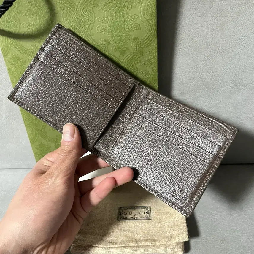 [SOLD OUT] [새상품급] 구찌 오피디아 반지갑