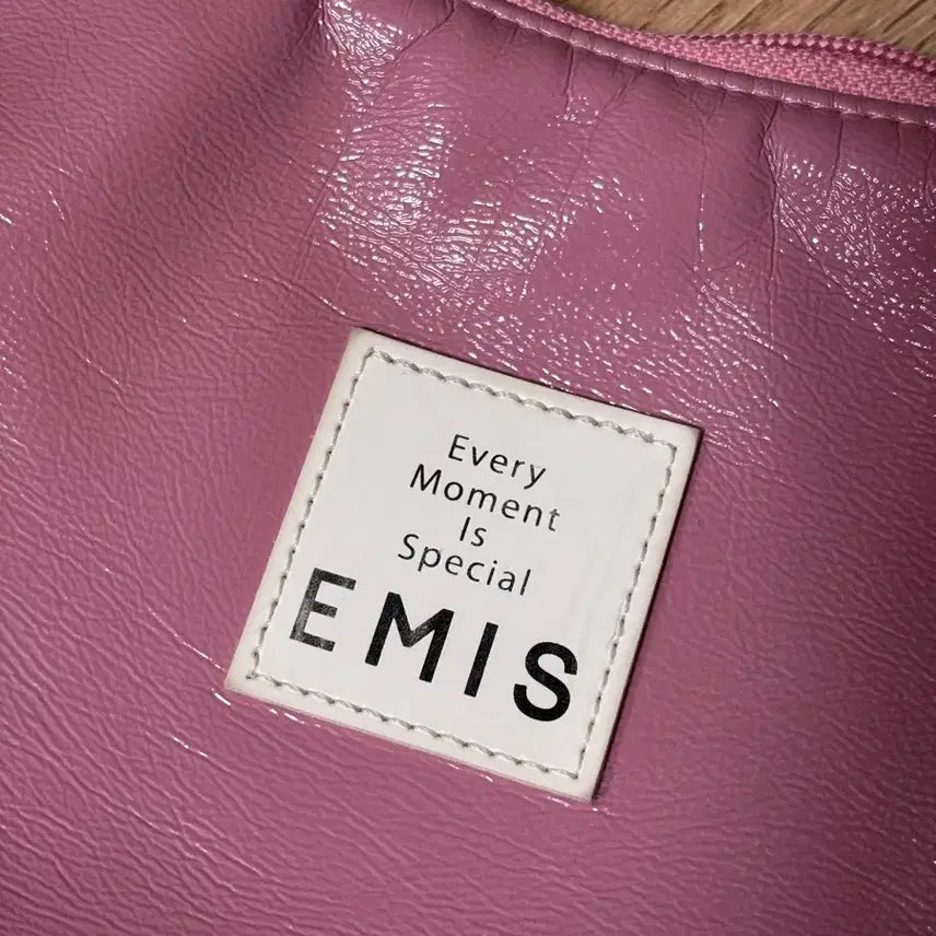 [BUNJANG] Emeeth Hobo Bag Enamel Pink / 이미스 호보백 에나멜 핑크