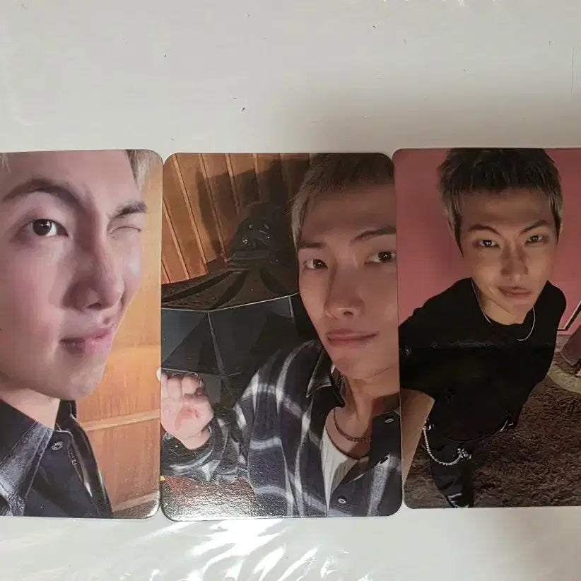 [SOLD OUT] RM 일괄) 방탄 아리랑 타겟 윙크 포카+앨범포카 BTS target