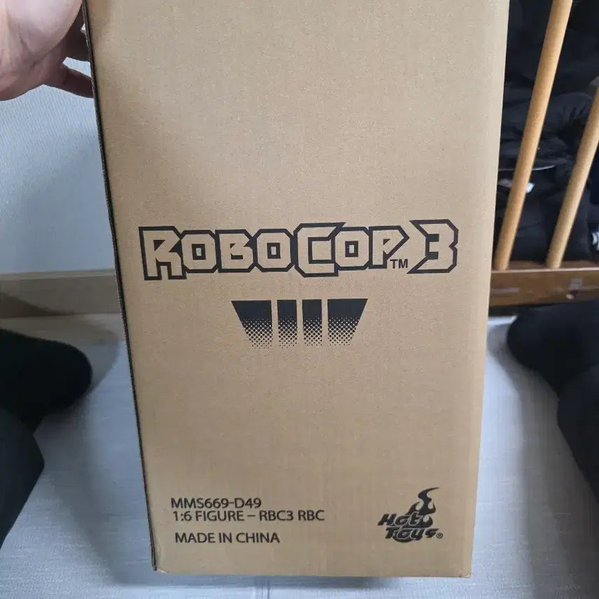 [BUNJANG] 핫토이 로보캅3 피규어 1/6 MMS669-d49 개봉품 / 핫토이 로보캅3 피규어 1/6 MMS669-d49 개봉품
