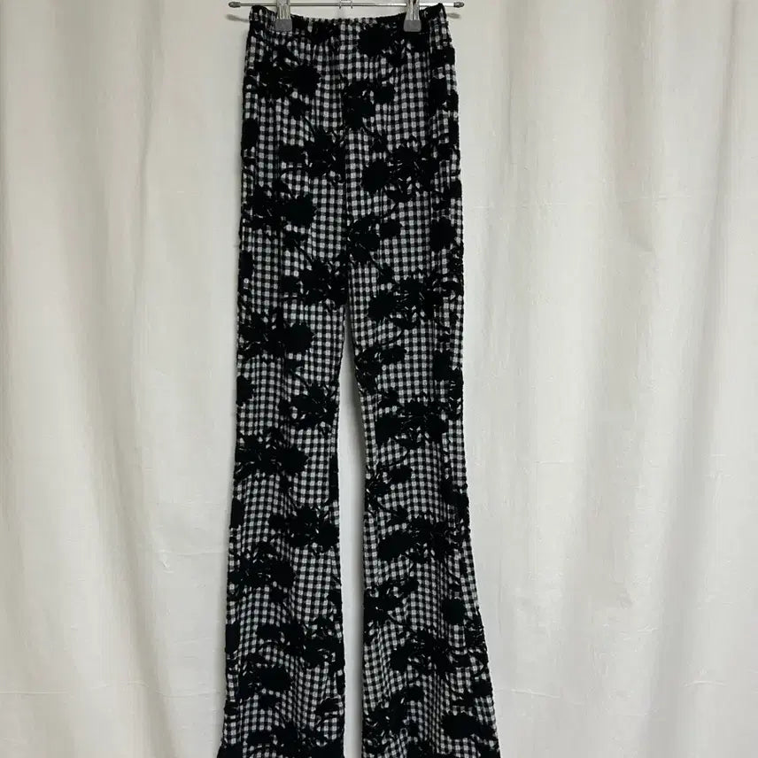 [BUNJANG] Flower Pattern Pants / Flower pants