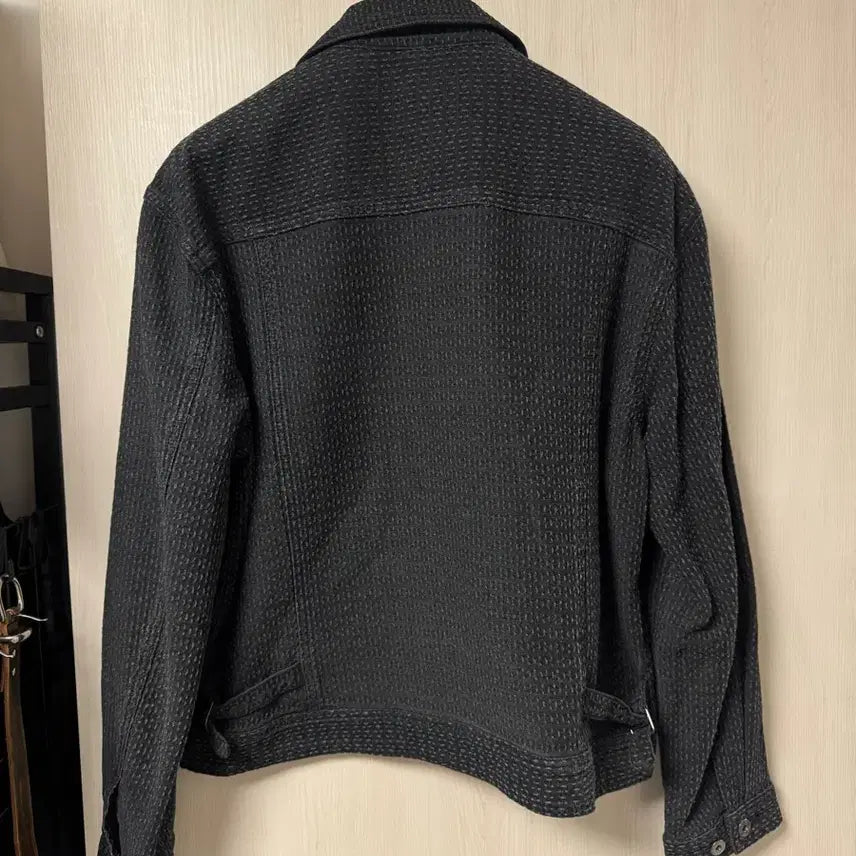 [BUNJANG] INSILENCE Stitched Surface Jacket (Black, L) / 인사일런스 스티치드 서페이스 자켓 블랙 L 사이즈