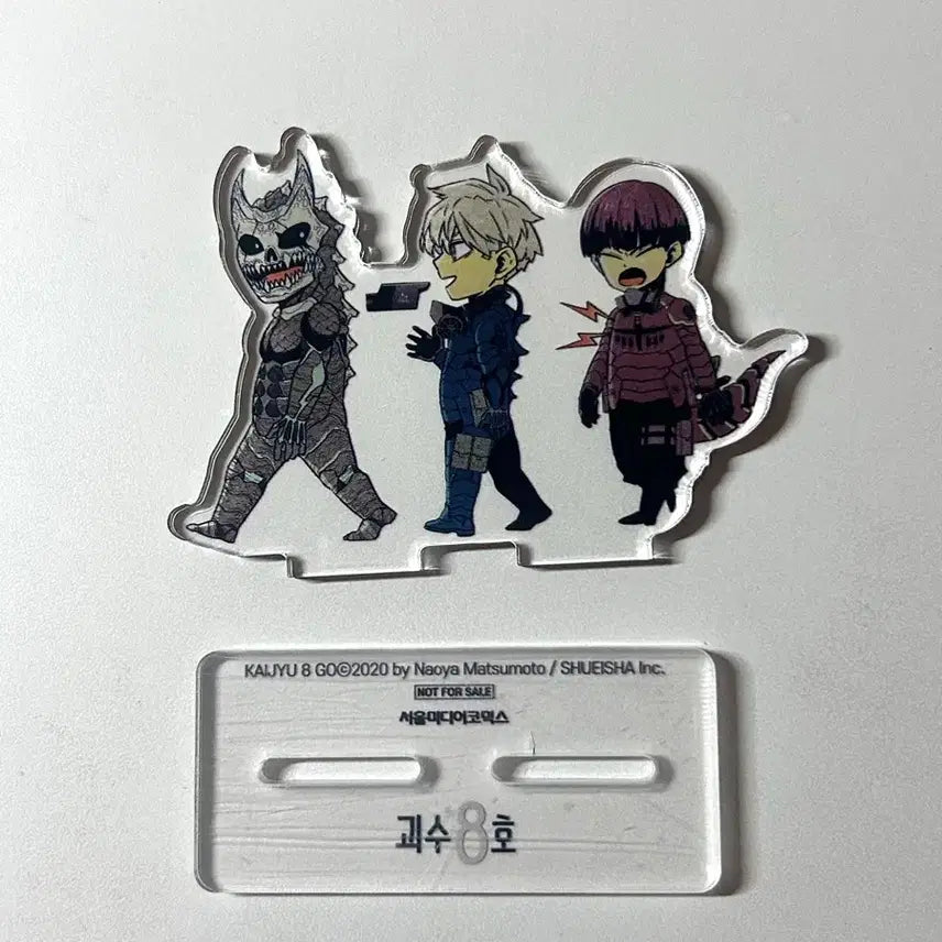 [BUNJANG] Kaiju No. 8 Hoshina Leno Acrylic Stand / 괴수8호 교보문고 사은품 특전 아크릴 호시나 레노