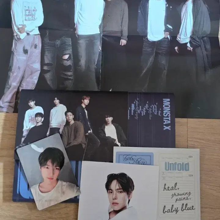 [BUNJANG] Monsta X Minhyuk Unfold Poster + Photocard / 몬스타엑스 Unfold 포스터 +민혁 포토카드
