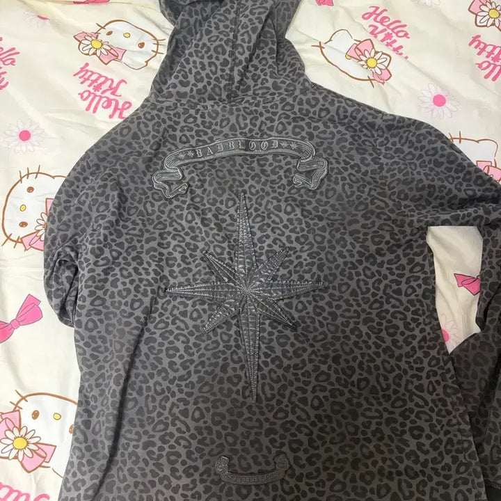 [BUNJANG] Bad Blood Hood Sleeve / 배드블러드 후드슬리브